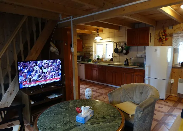 Makowy بيت للعطل Lipusz